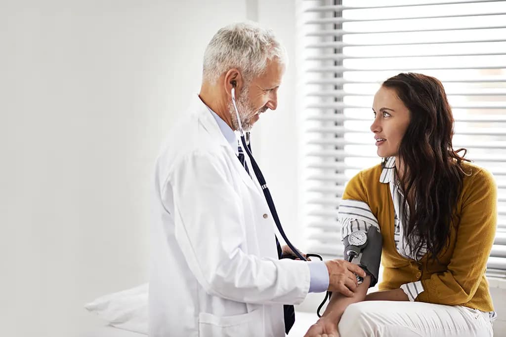 Tips on Health and Lifestyle to Reduce High Blood Pressure