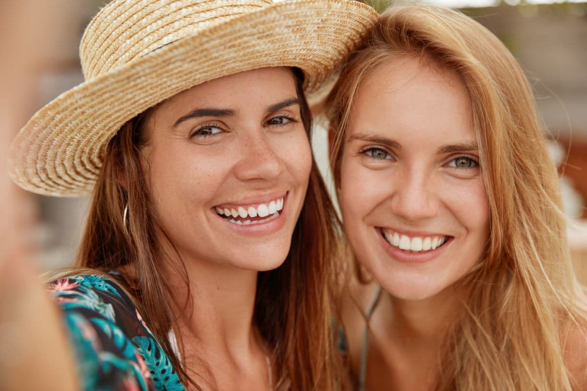 Can a Hygienist Detect Early Signs of Tooth Wear Caused by Nighttime Acid Reflux or Dietary Acids?